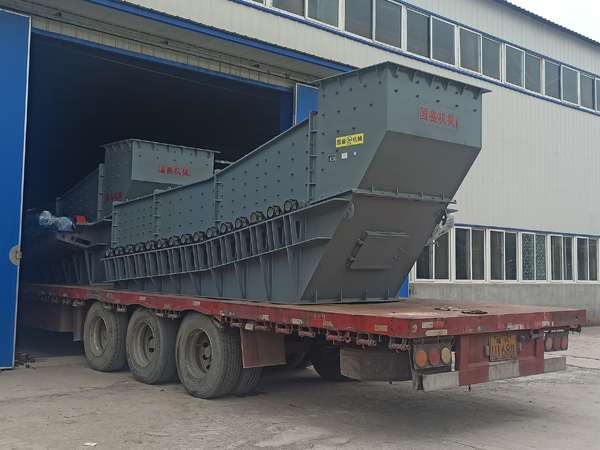 滾軸篩機(jī)械圖紙