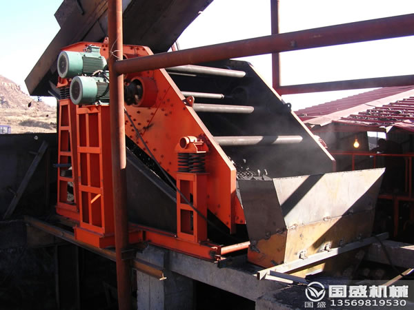 礦用振動(dòng)篩設(shè)備 礦用振動(dòng)篩設(shè)備